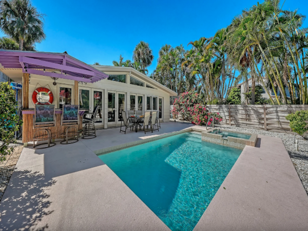 Luxury Lido Key Vacation Home -Private Pool & Beach Access